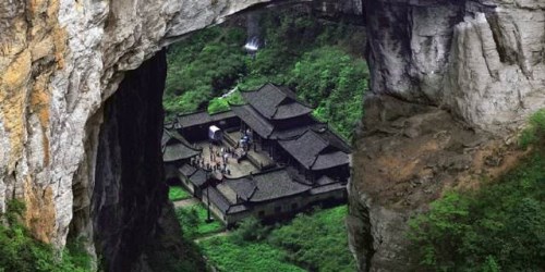 讓時(shí)光慢些，慢慢山城等你